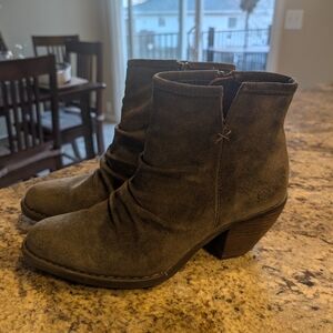 Born Aire Green Suede Ankle